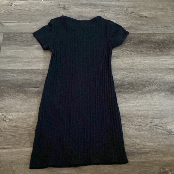 Girls art class dress - Picture 3 of 5